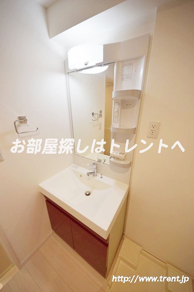 リヴシティ本郷-503