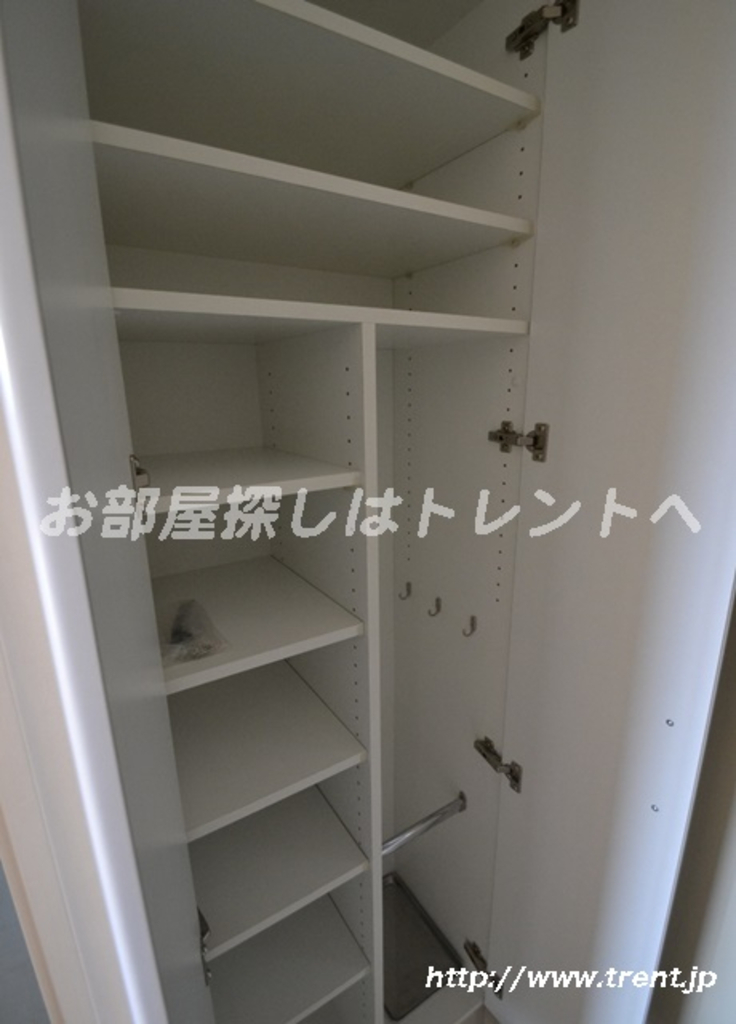 ザプレミアムスイート高田馬場-301