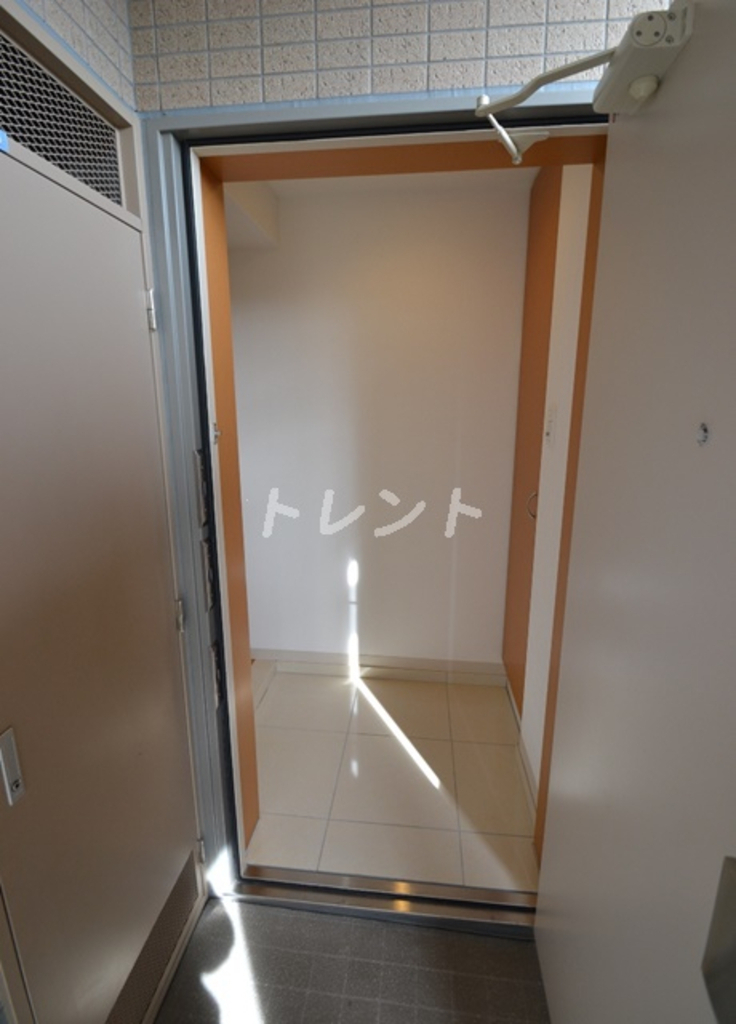 アペルト西新宿-404