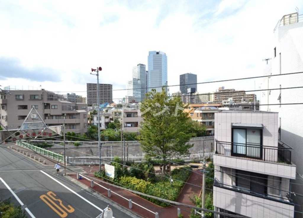 アペルト西新宿-404