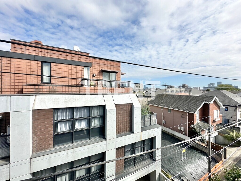 初台スクエア-402