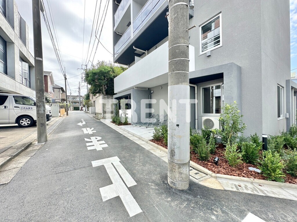 初台スクエア-402