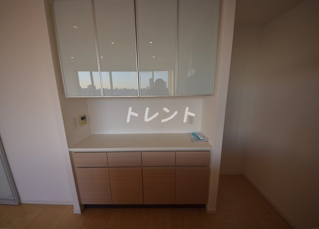アパートメンツタワー麻布十番-1203