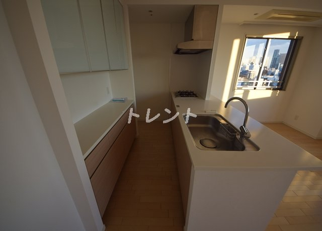 アパートメンツタワー麻布十番-1203