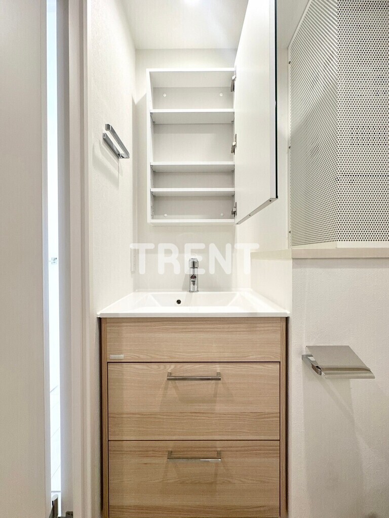 グランパセオ北新宿-201