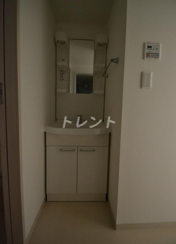 ディオネ四谷-301