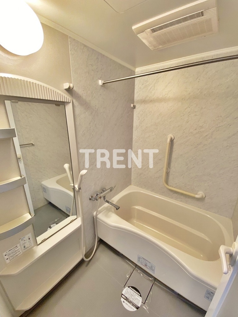 アクシス若松町-301