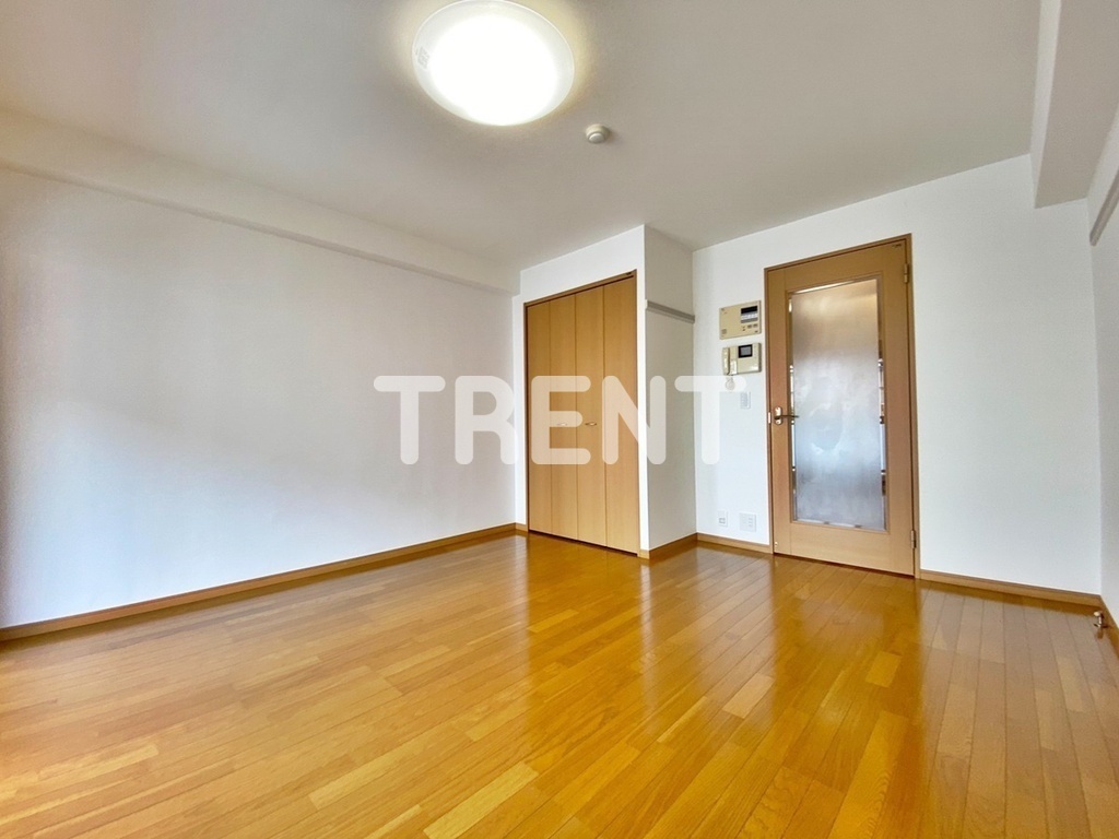 アクシス若松町-301