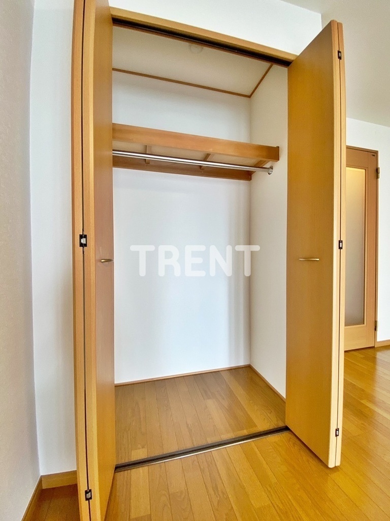 アクシス若松町-301