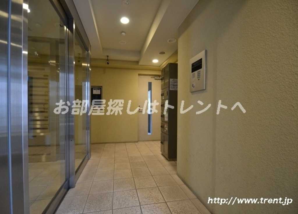 プレール代々木公園弐番館-302