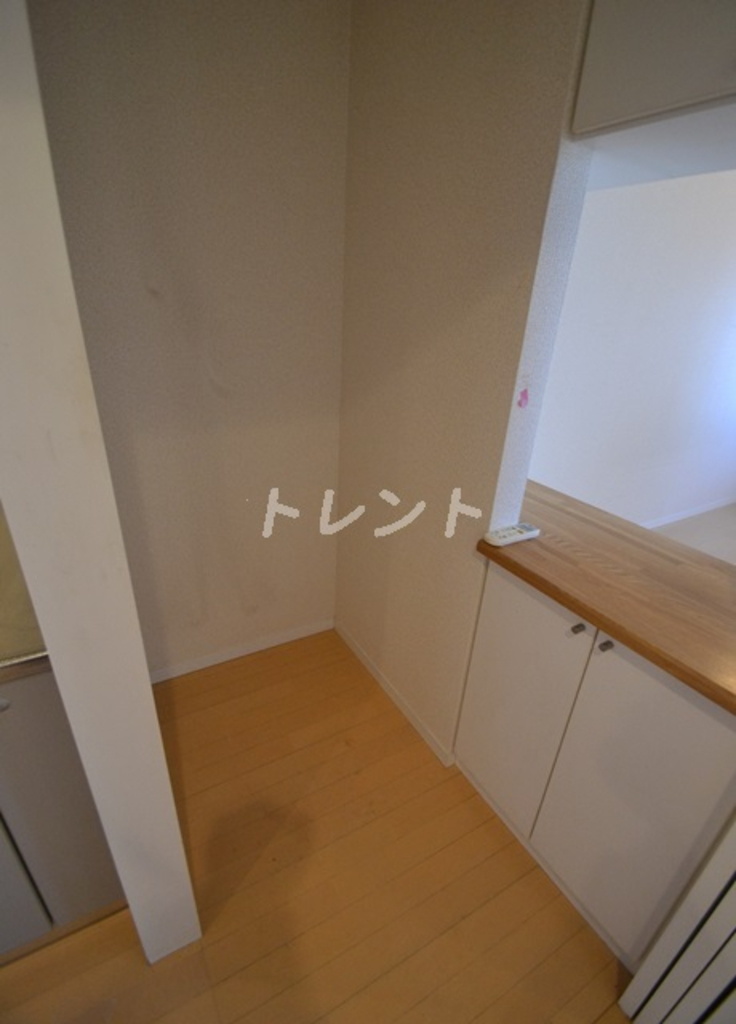 ヴェルティーク新中野-303