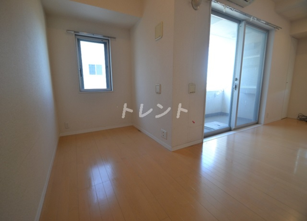 ヴェルティーク新中野-303