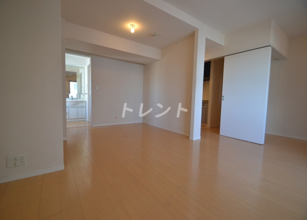 ヴェルティーク新中野-303