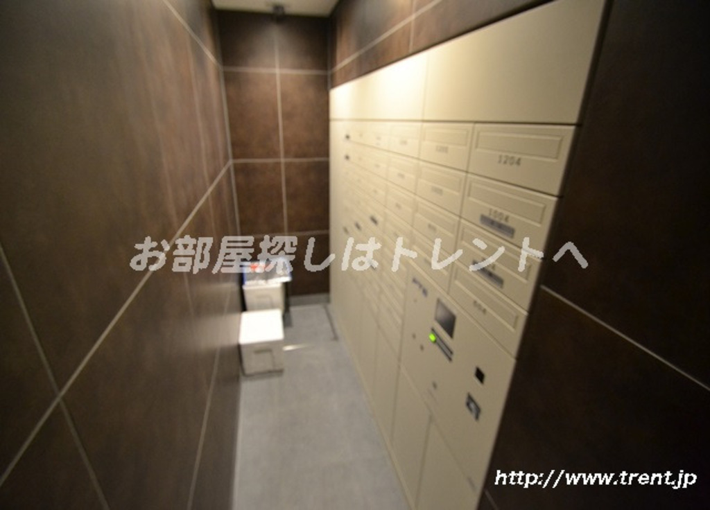 グランスイート四谷プレシア-205