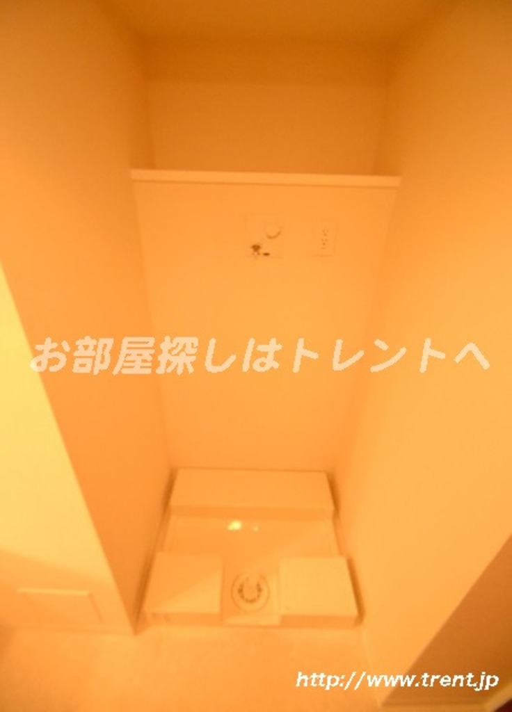 グランスイート四谷プレシア-205