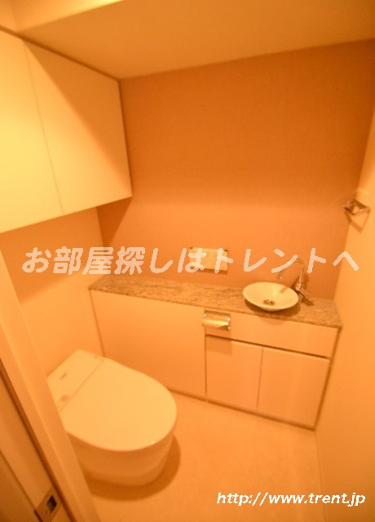 グランスイート四谷プレシア-205
