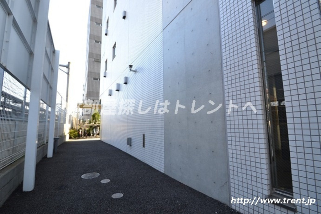 プレールドゥーク新大久保-304