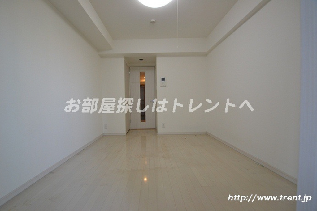 プレールドゥーク新大久保-304