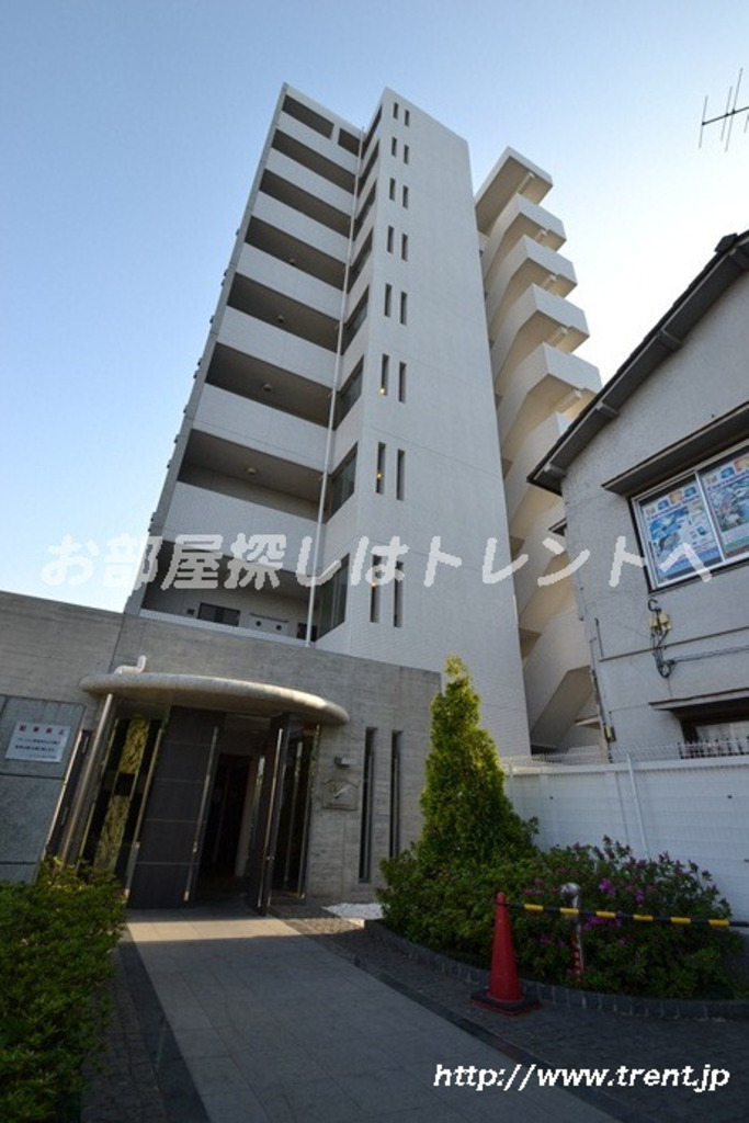 プレールドゥーク新大久保-304