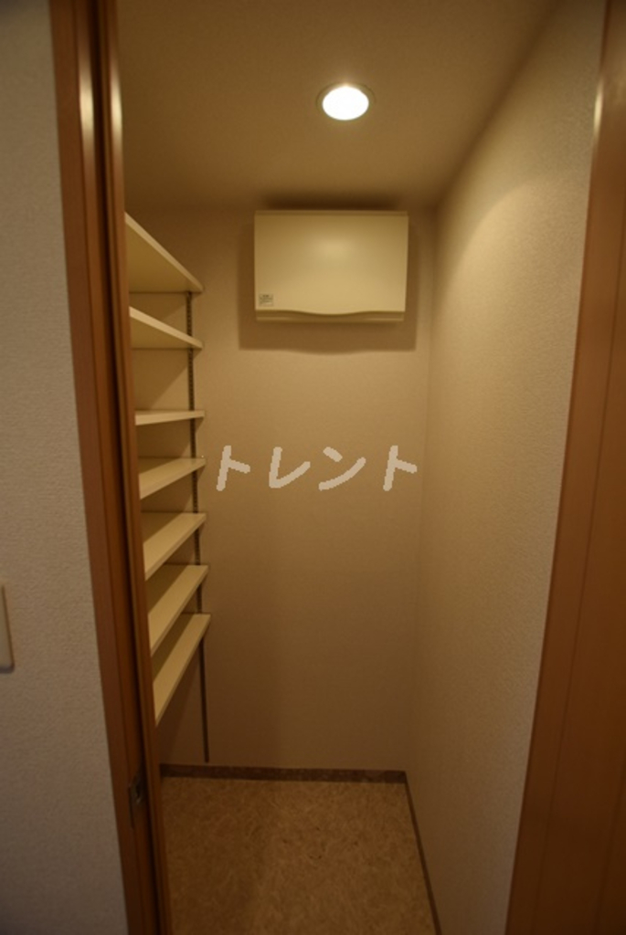 レジディア文京湯島-401