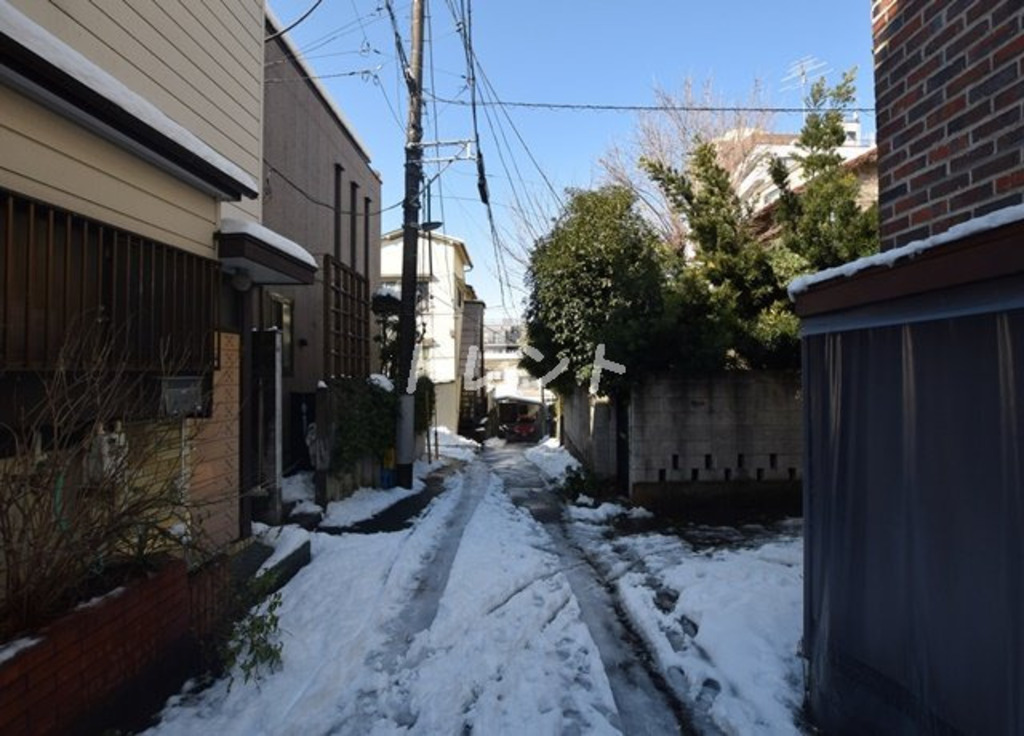 ラフィーネ春日-201
