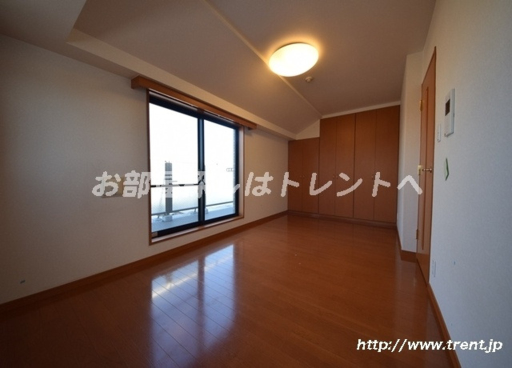 ルーブル早稲田参番館-502