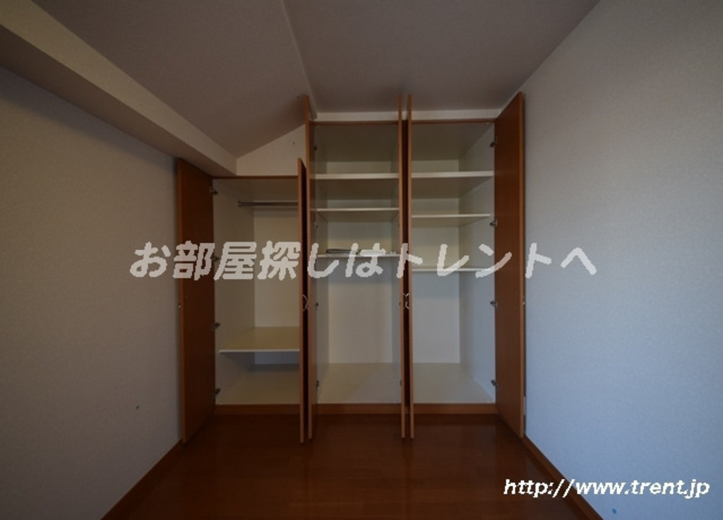 ルーブル早稲田参番館-502