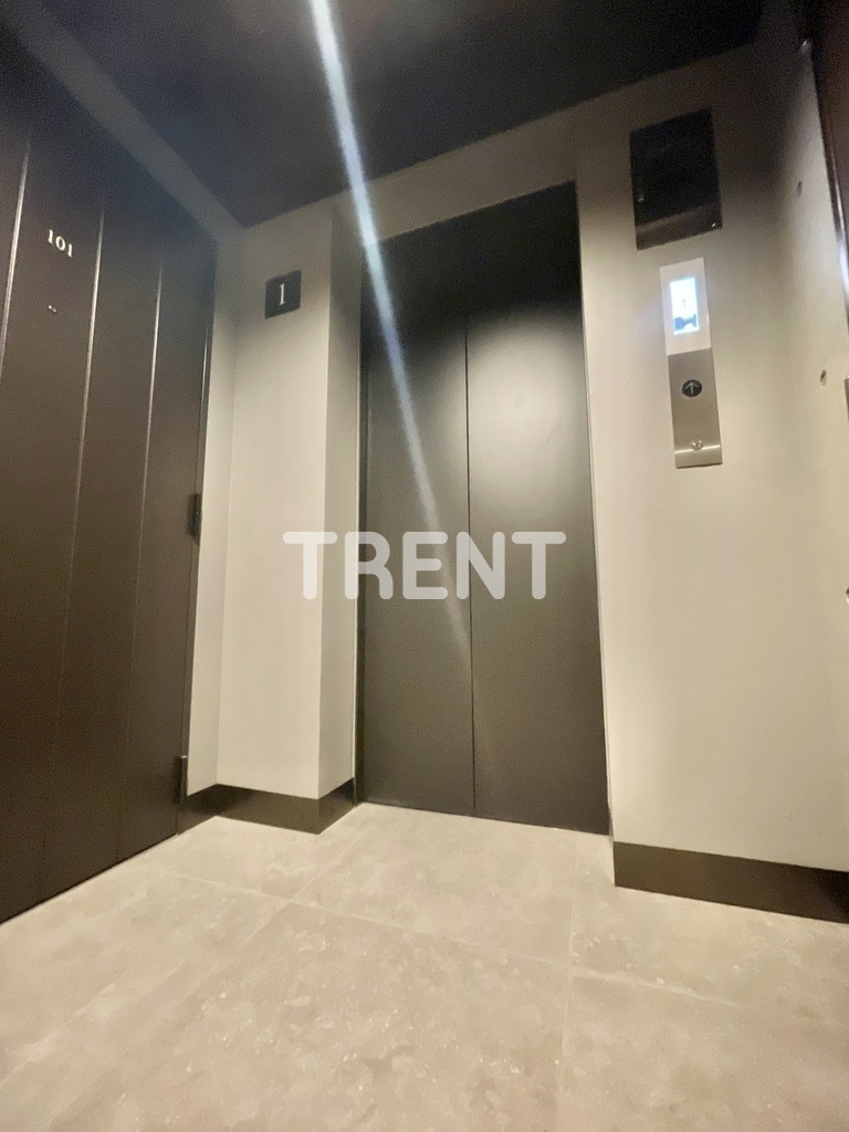 コンポジット渋谷本町-403