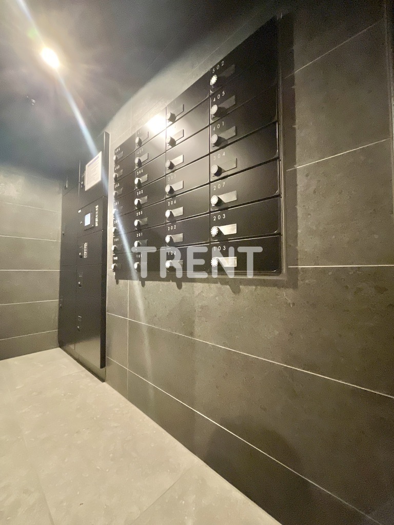 コンポジット渋谷本町-403