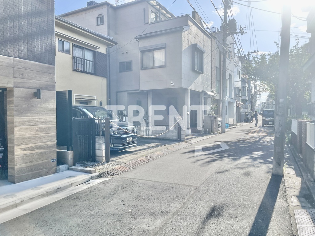 コンポジット渋谷本町-403