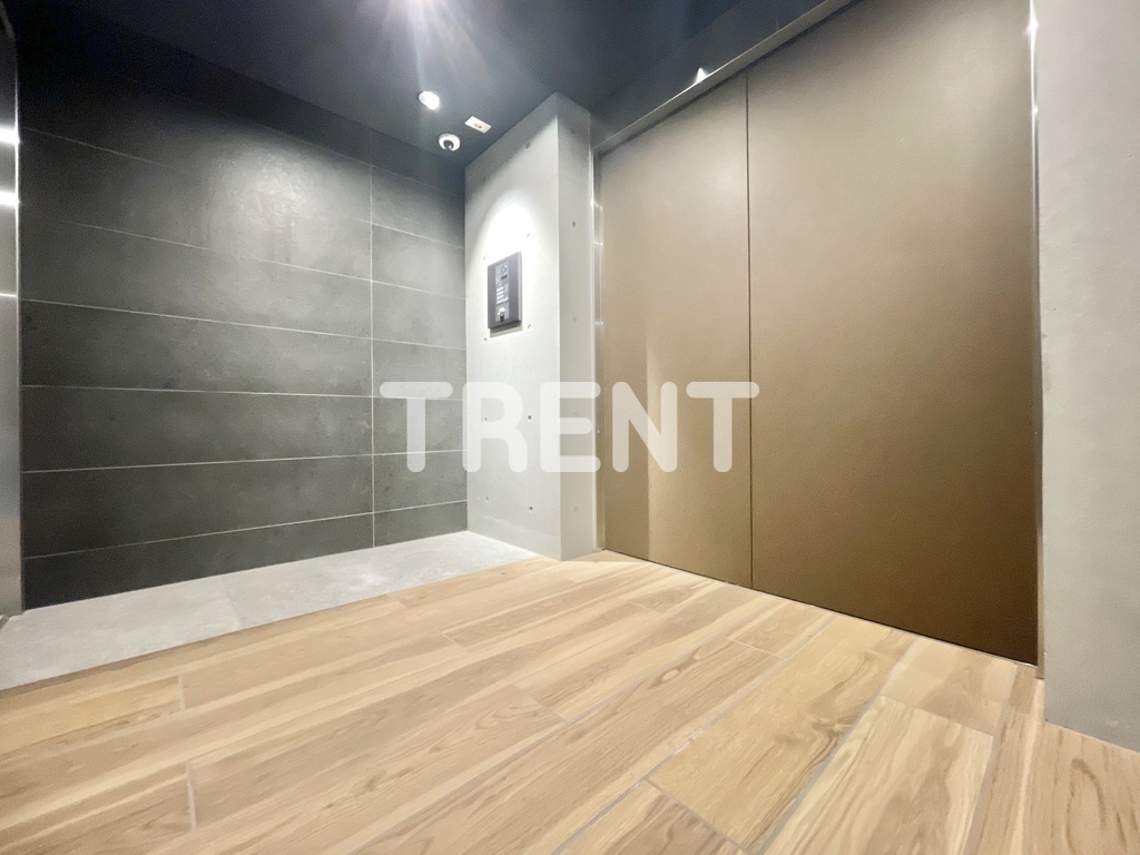 コンポジット渋谷本町-403