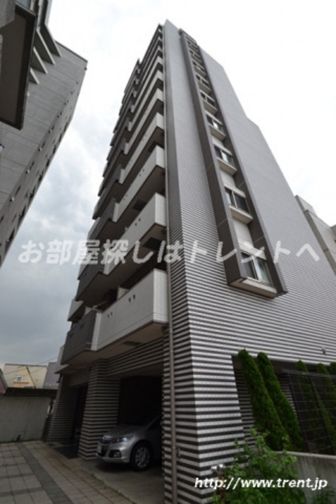 ラグジュアリーアパートメント中野坂上-602