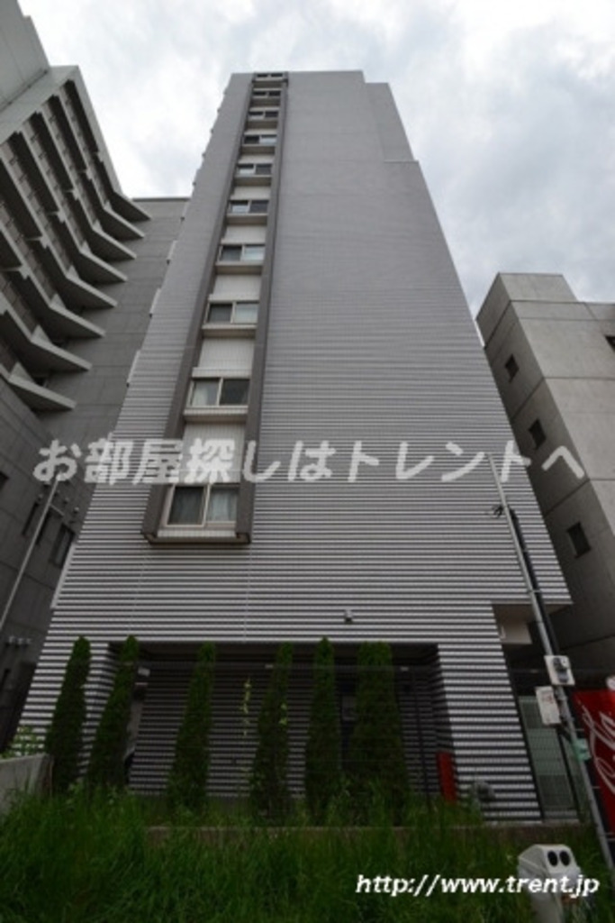 ラグジュアリーアパートメント中野坂上-602