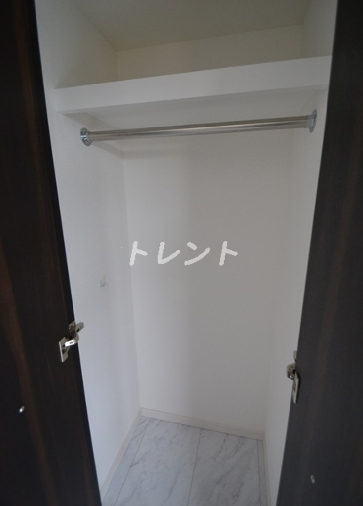 ハーモニーレジデンス中野坂上-303