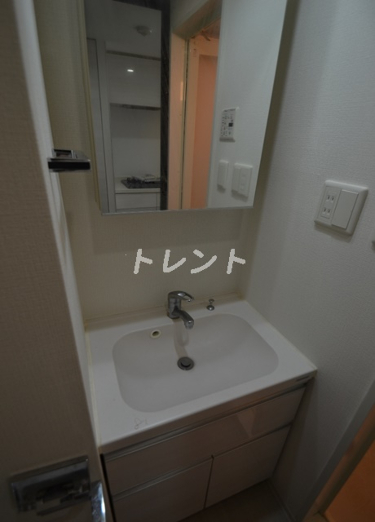 プレミアムキューブ新中野-407