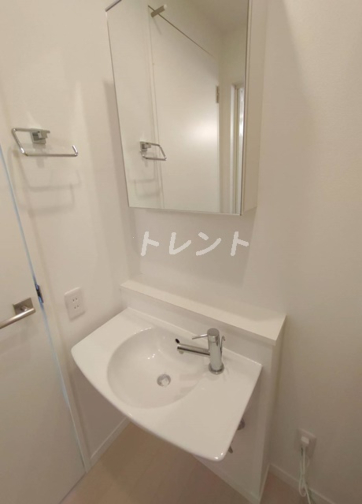 プライムアーバン初台-503