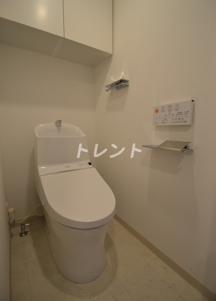 スカイコートヒルズ北新宿-302