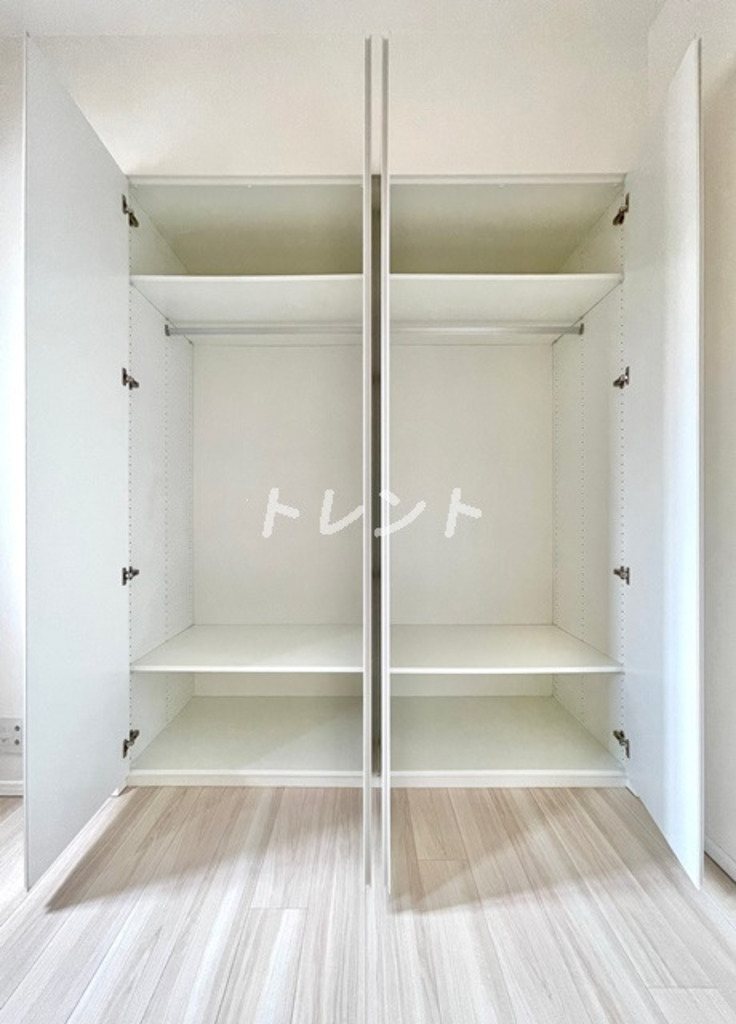 ミリアレジデンス中野坂上-301