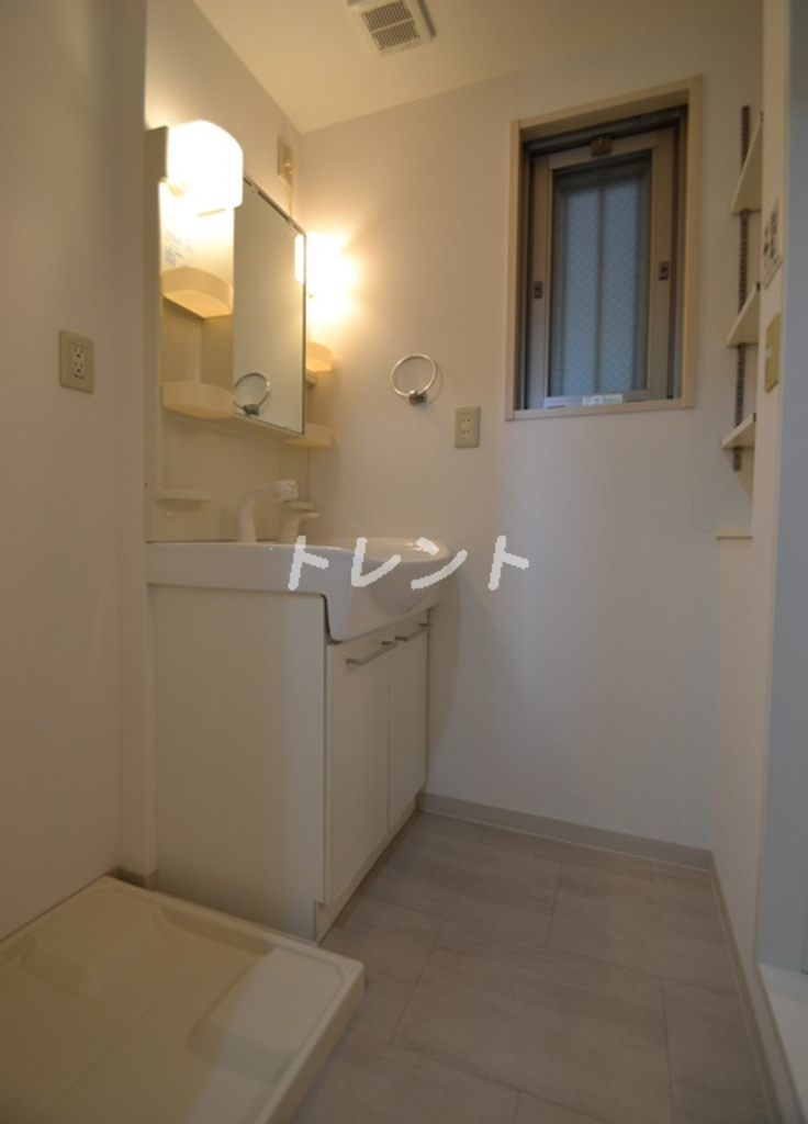 コンフォリア新中野Ⅱ-305