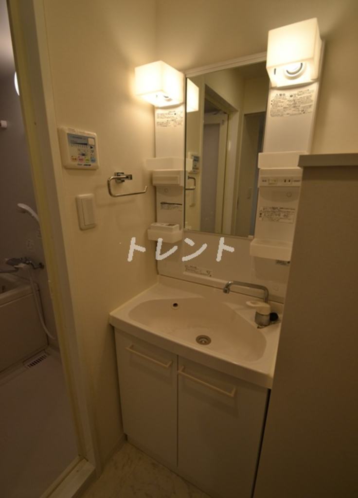 プレールドゥーク新宿御苑Ⅱ-101
