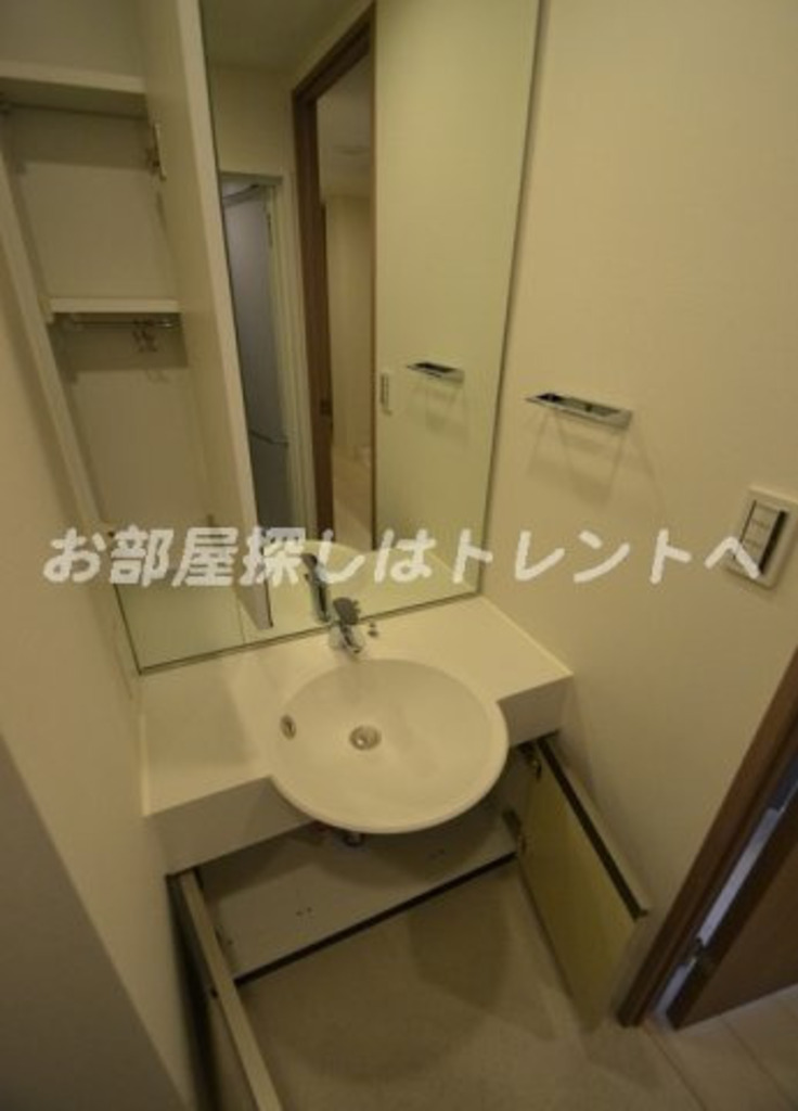 ピアース初台センティア-302