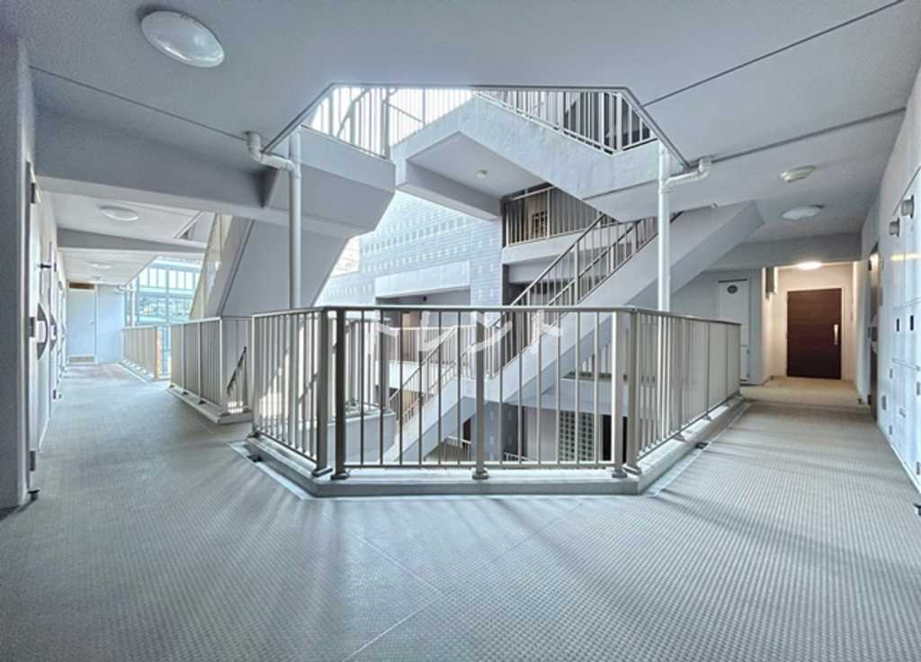 エスティメゾン四谷坂町-501