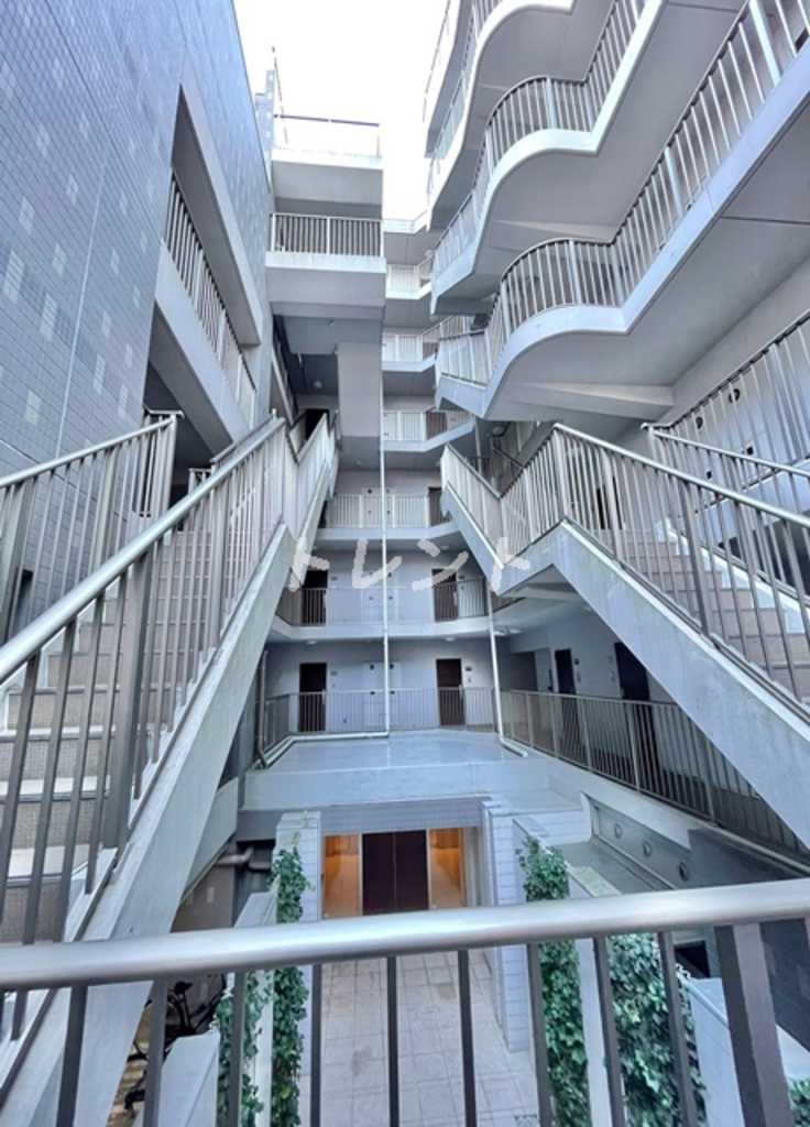 エスティメゾン四谷坂町-501