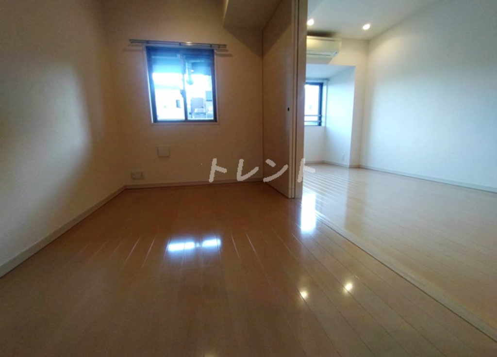 エスティメゾン四谷坂町-501