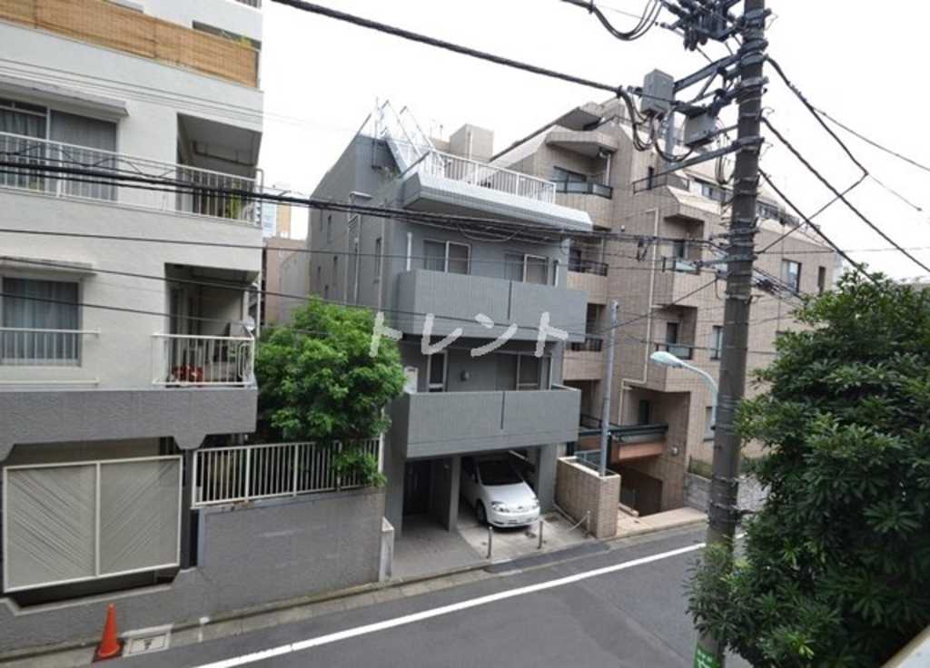 ドゥーエ代々木-202