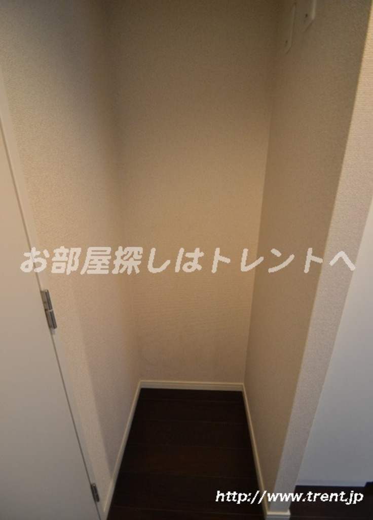 ラグジュアリーアパートメント東中野-603