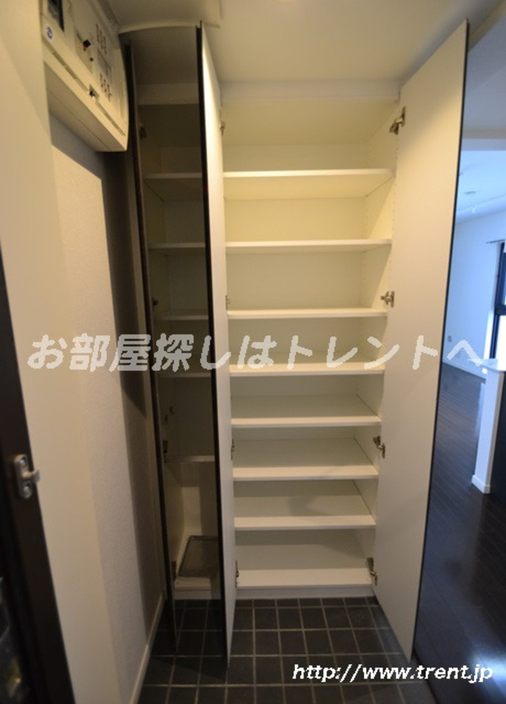 ソレーユ四谷三丁目-402