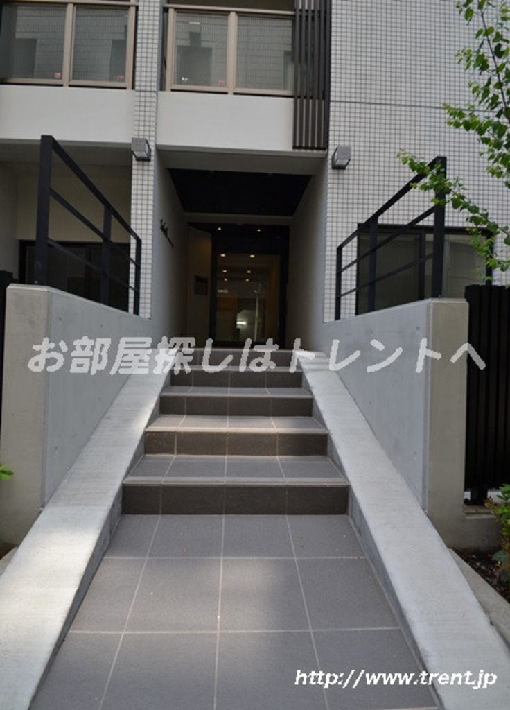 ソレーユ四谷三丁目-402