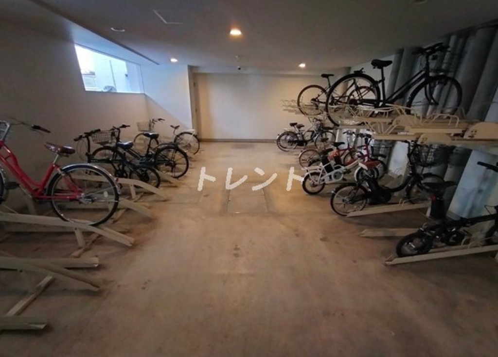 ラコスタ新宿余丁町-1005