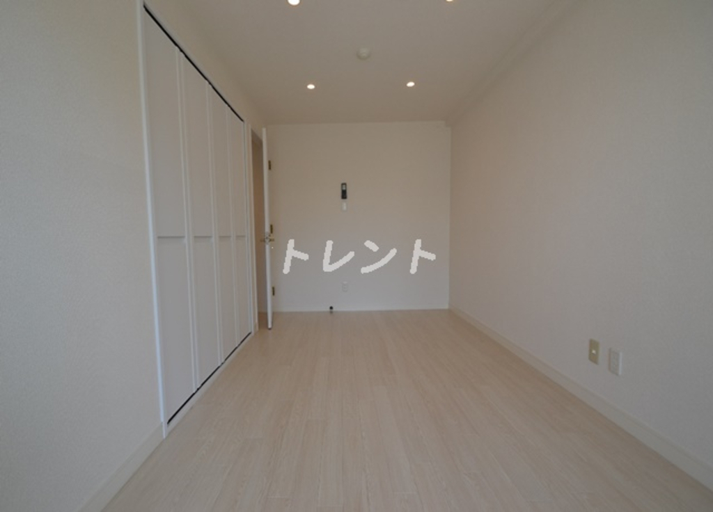 リエール市ヶ谷-402